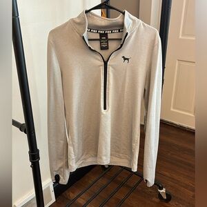 90% polyester and 10% elastane